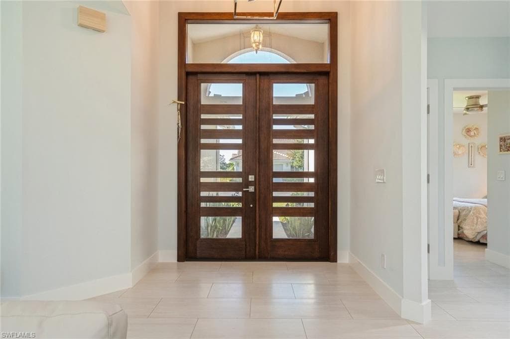 7087 Lone Oak BLVD-25
