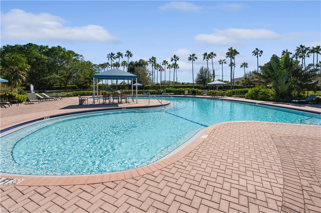 7087 Lone Oak BLVD-33