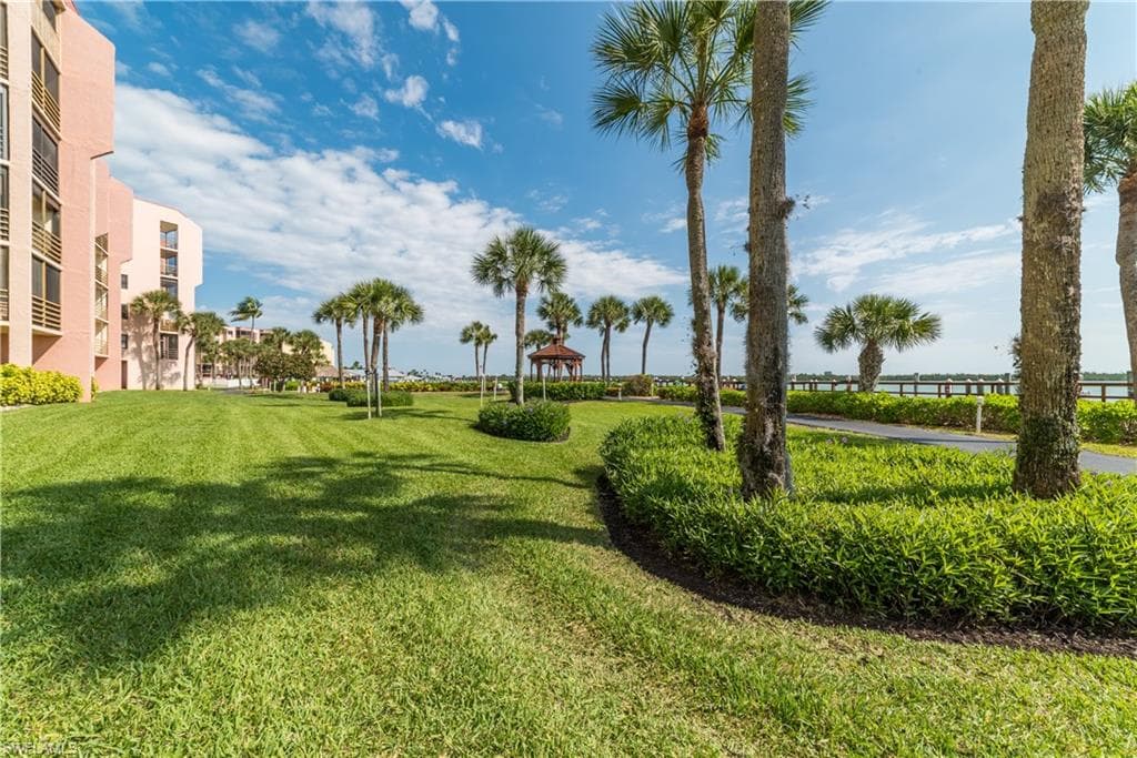 1085 Bald Eagle DR # A602, MARCO ISLAND FL 34145-21