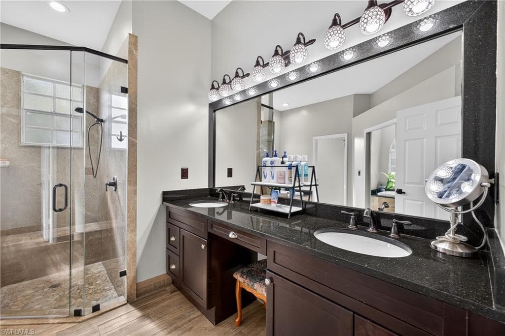 657 Grand Rapids BLVD, NAPLES FL 34120-15