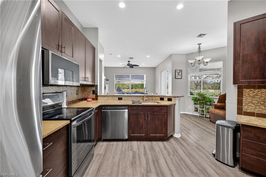 657 Grand Rapids BLVD, NAPLES FL 34120-11