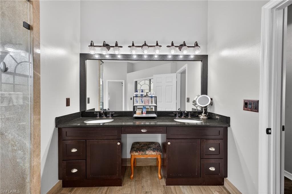 657 Grand Rapids BLVD, NAPLES FL 34120-19