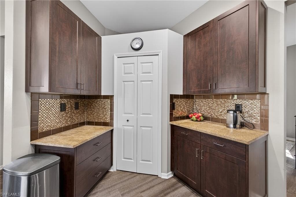 657 Grand Rapids BLVD, NAPLES FL 34120-10