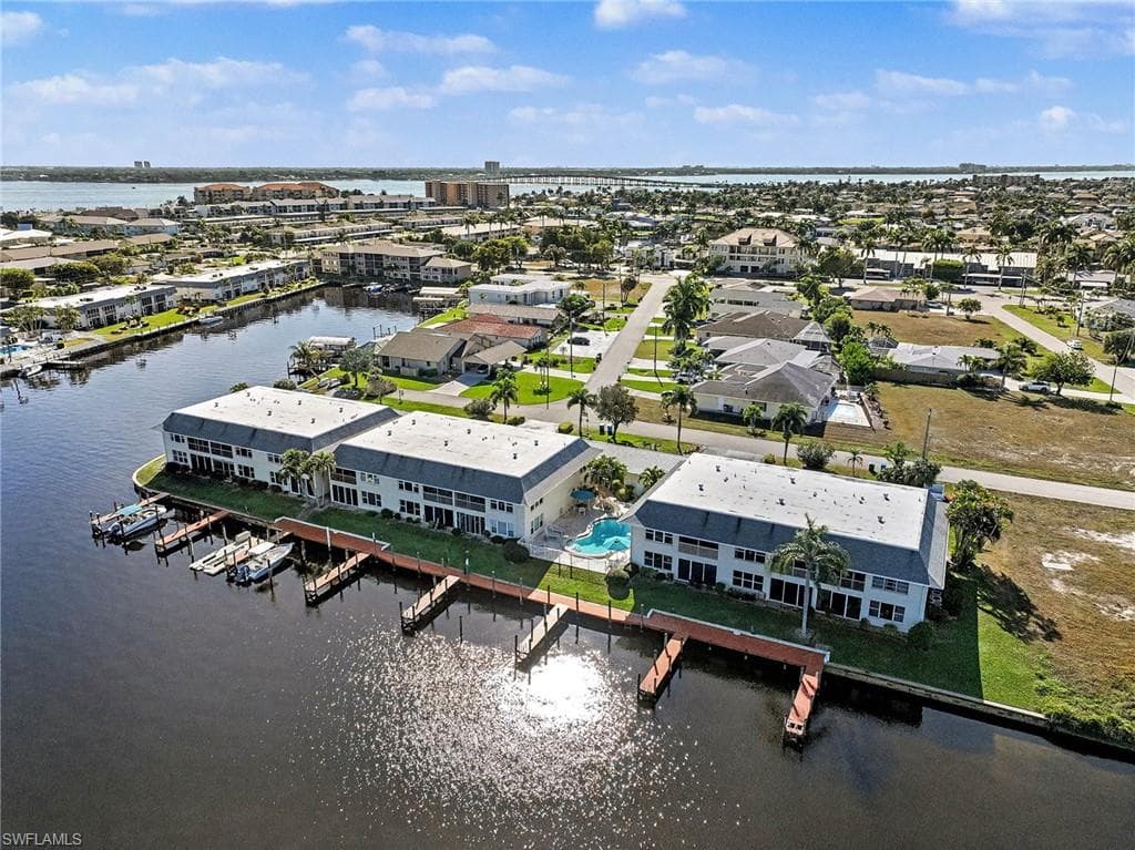 1825 SE 41st ST # 1A, CAPE CORAL FL 33904-25