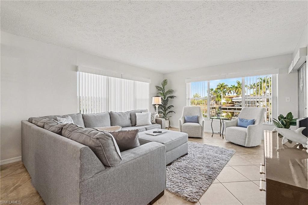 1825 SE 41st ST # 1A, CAPE CORAL FL 33904-9