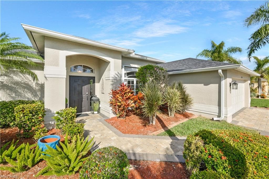 15047 Balmoral LOOP, FORT MYERS FL 33919-2