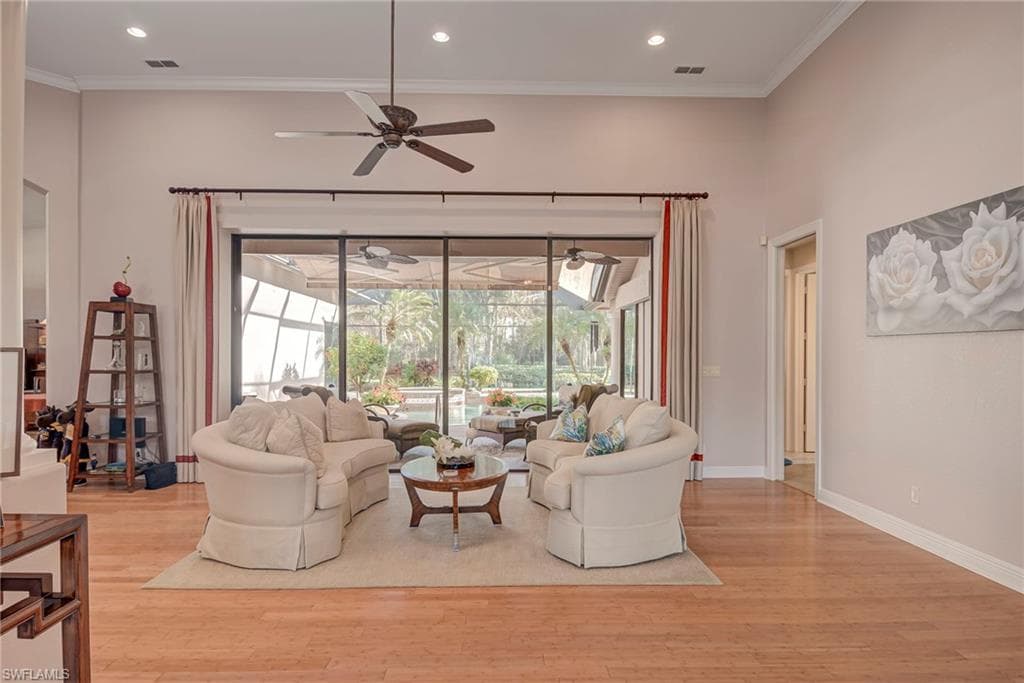 3126 Terramar CT, NAPLES FL 34119-1