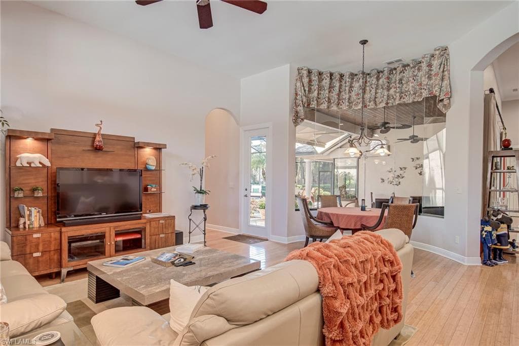 3126 Terramar CT, NAPLES FL 34119-12