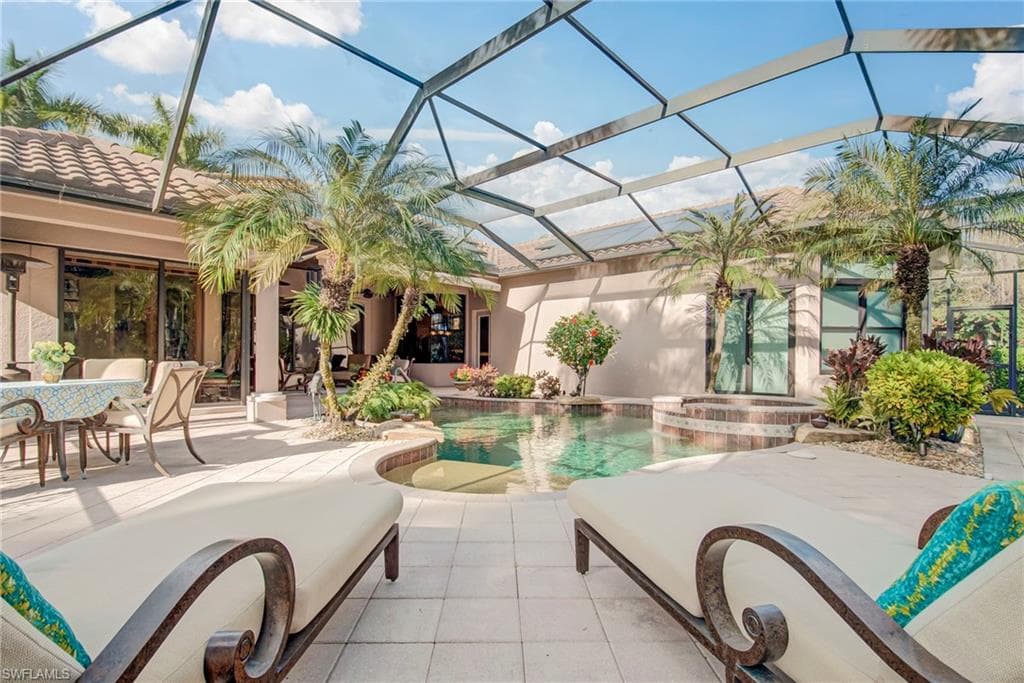 3126 Terramar CT, NAPLES FL 34119-25