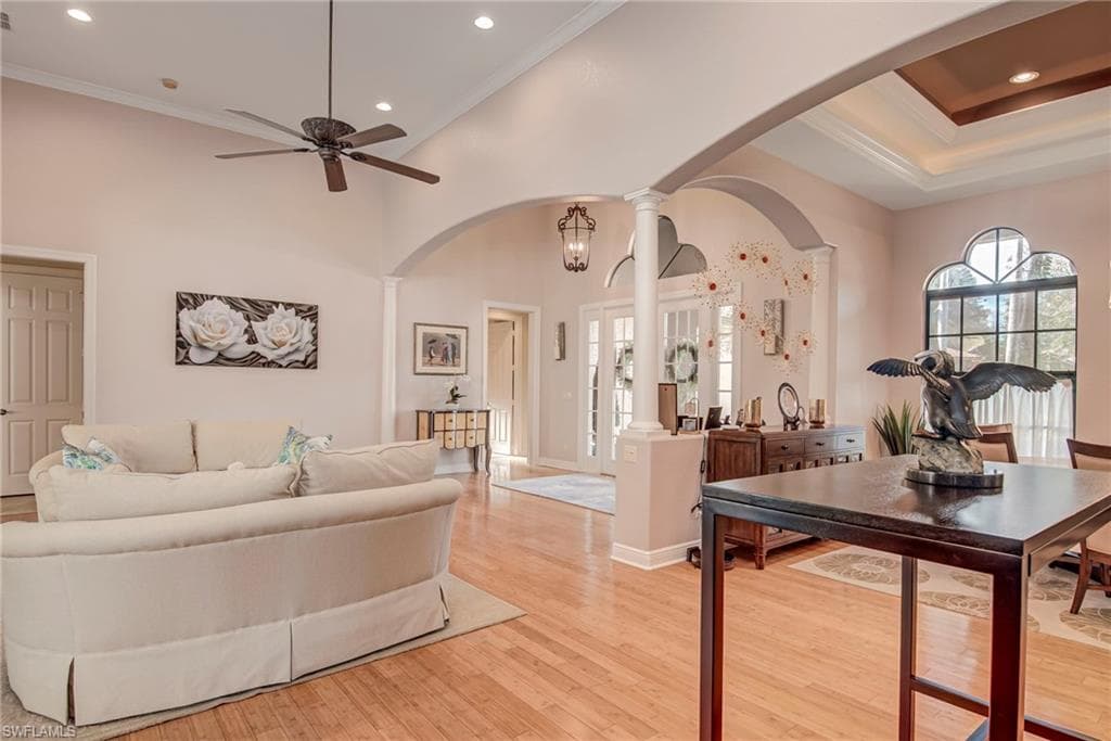 3126 Terramar CT, NAPLES FL 34119-4