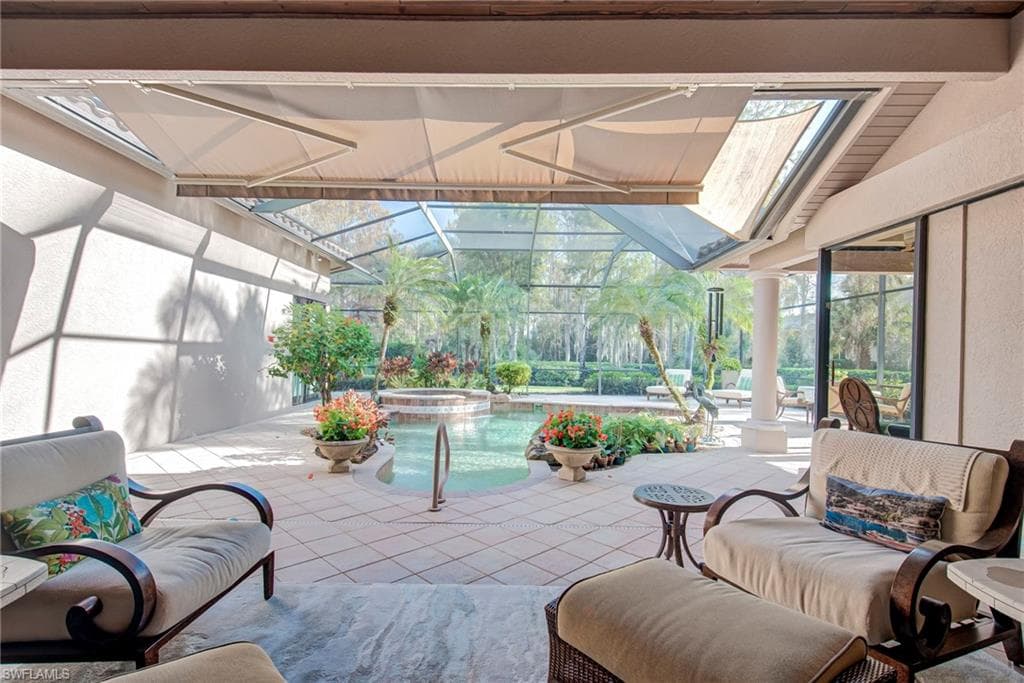 3126 Terramar CT, NAPLES FL 34119-23