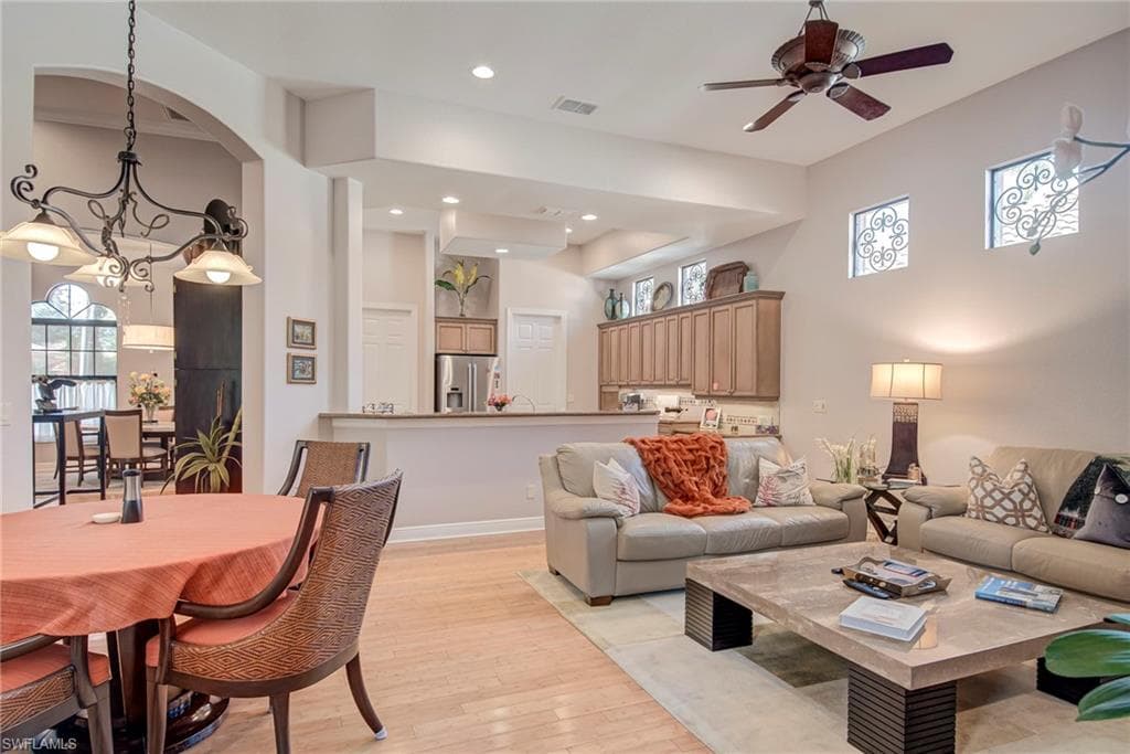 3126 Terramar CT, NAPLES FL 34119-13