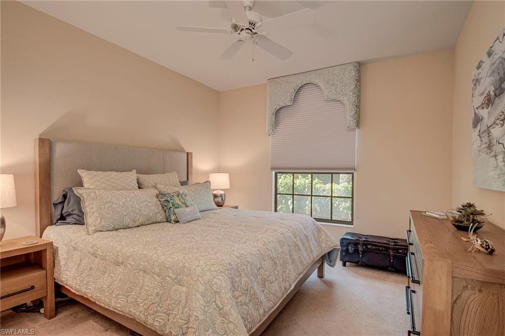 3126 Terramar CT, NAPLES FL 34119-18