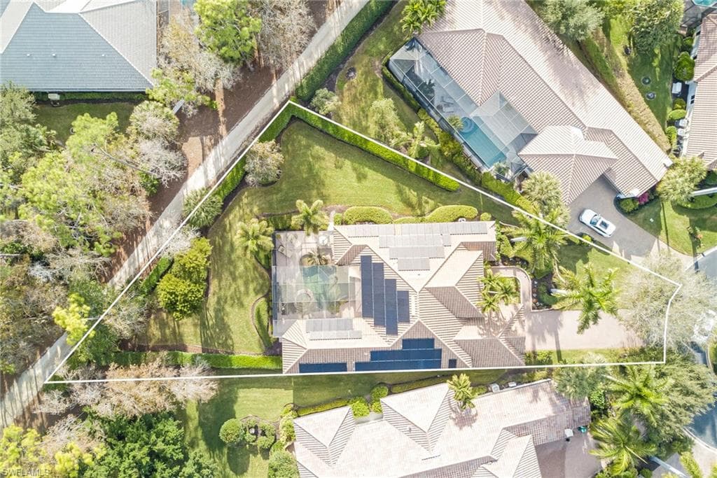 3126 Terramar CT, NAPLES FL 34119-30