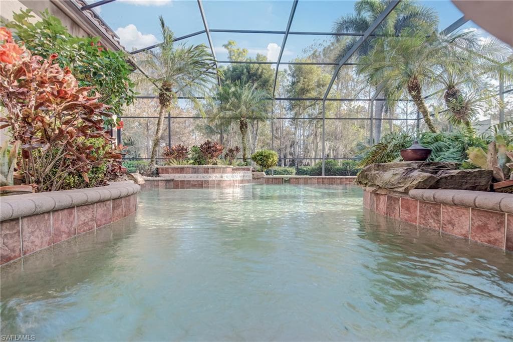 3126 Terramar CT, NAPLES FL 34119-24