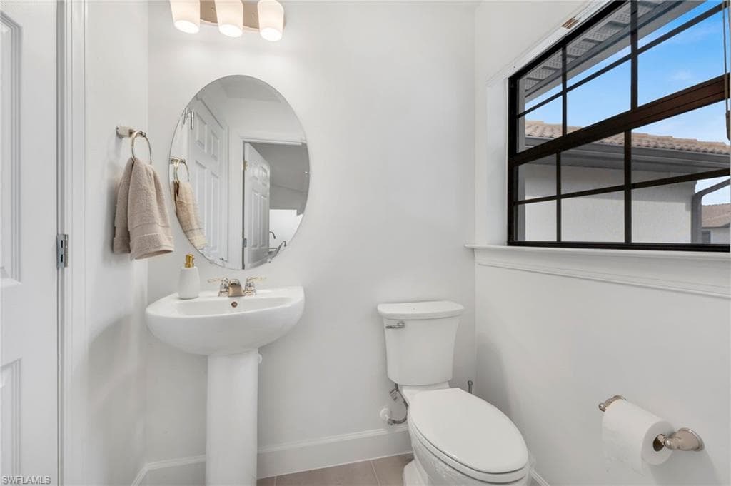 5693 Mayflower WAY # 1104, OTHER FL 34142-6