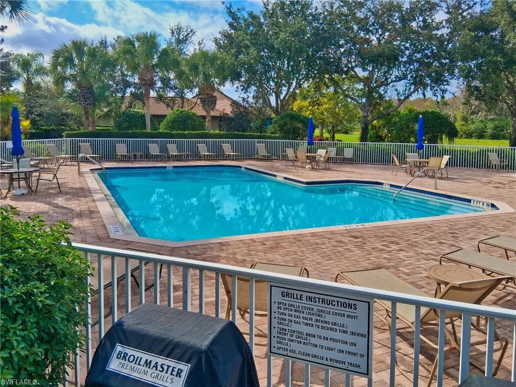 5693 Mayflower WAY # 1104, OTHER FL 34142-17