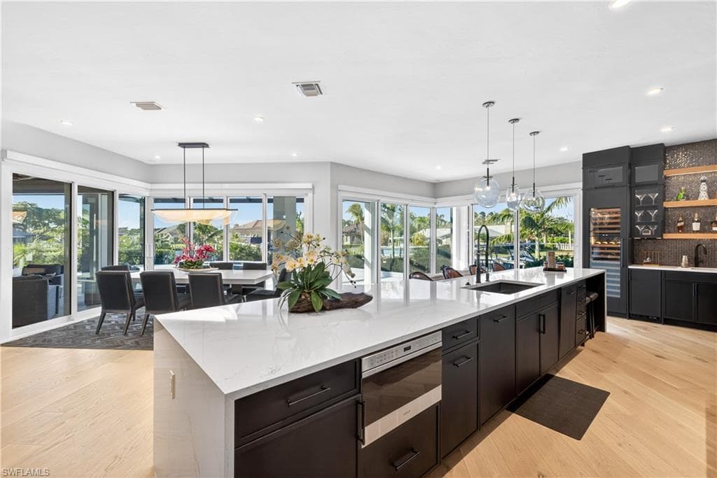 6707 Daniel CT, FORT MYERS FL 33908-16