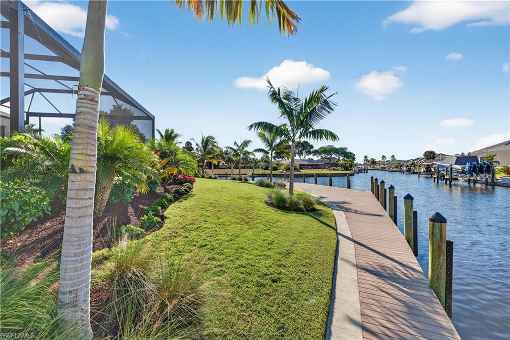 6707 Daniel CT, FORT MYERS FL 33908-39