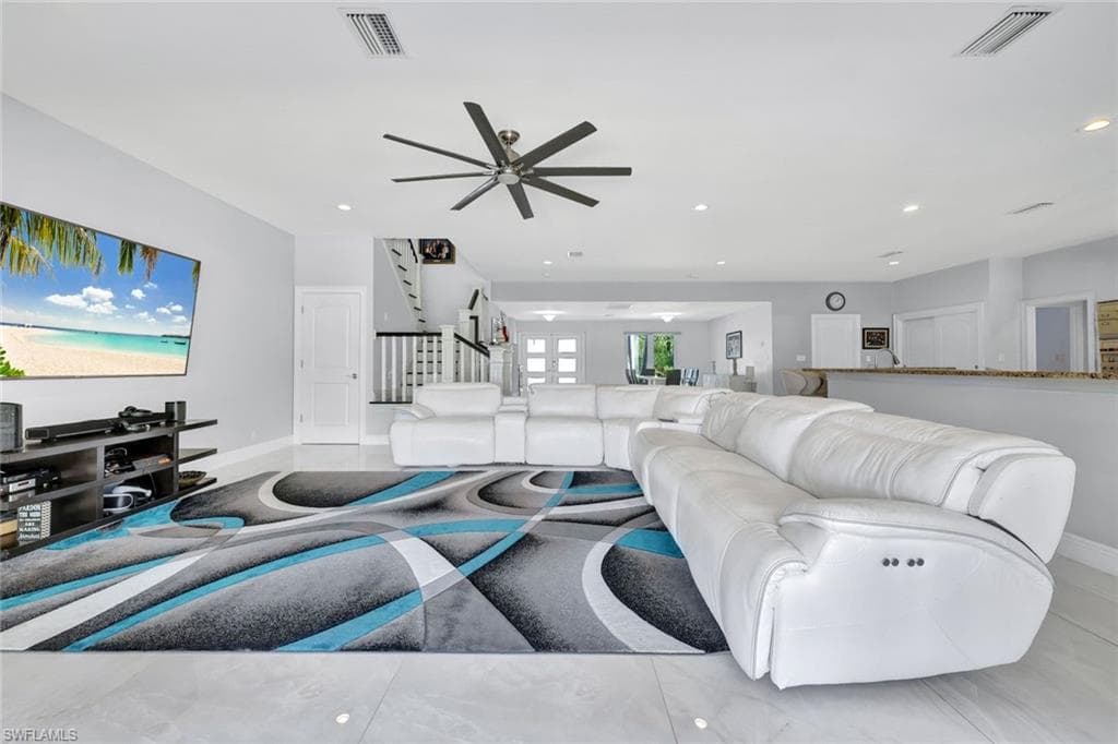 6448 Griffin BLVD, FORT MYERS FL 33908-7