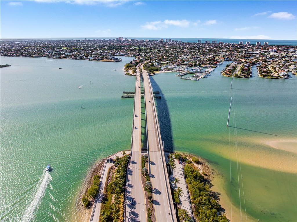 260 Seaview CT # 1108, MARCO ISLAND FL 34145-38