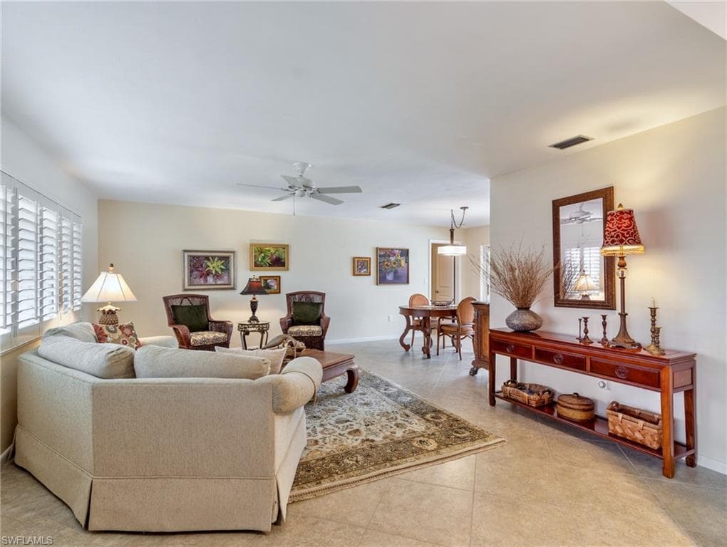 392 Snow DR, FORT MYERS FL 33919-6