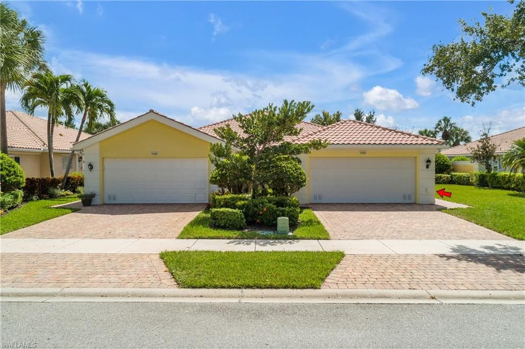 15351 Upwind DR, BONITA SPRINGS FL 34135-5