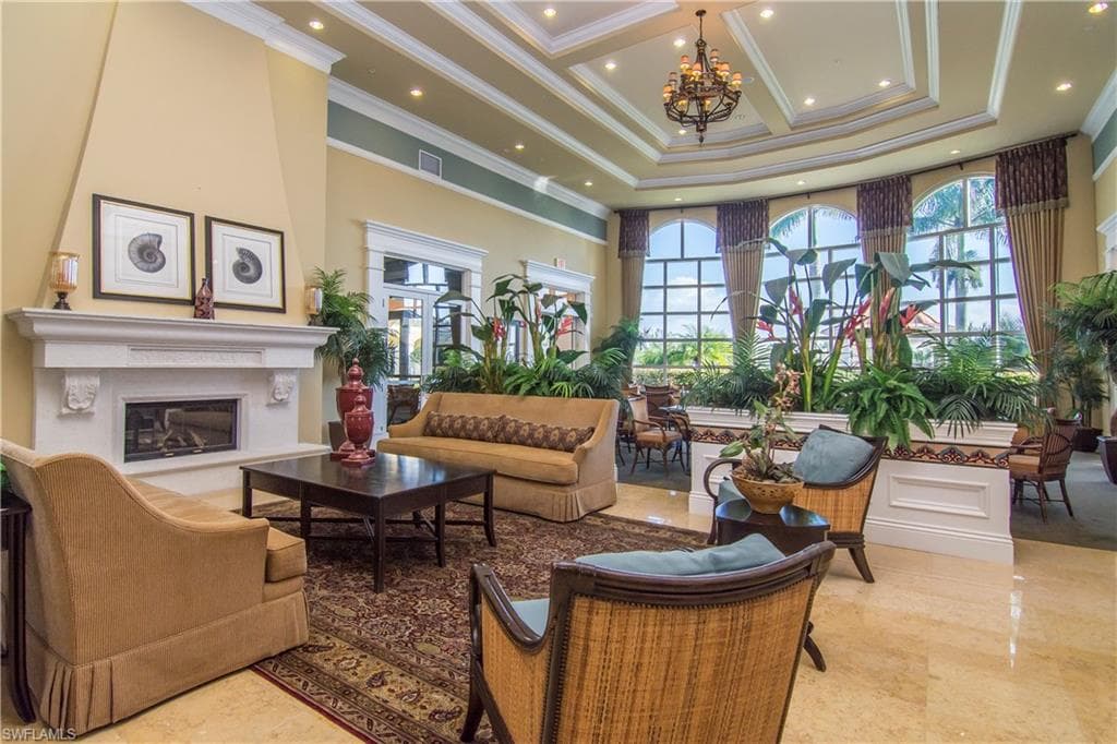 15351 Upwind DR, BONITA SPRINGS FL 34135-37