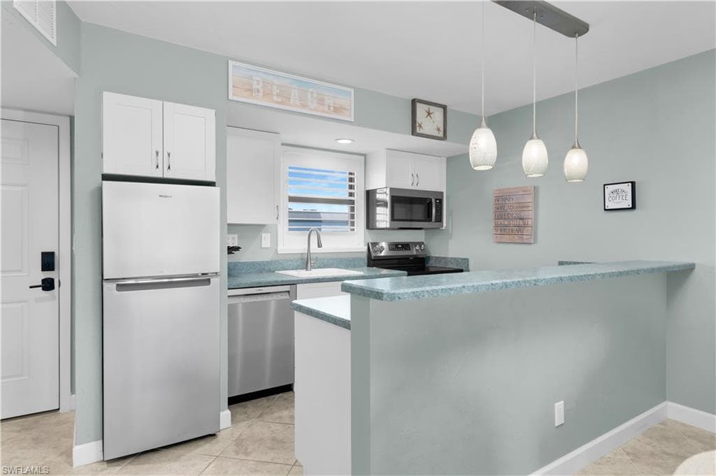 1012 Anglers CV # D507, MARCO ISLAND FL 34145-3