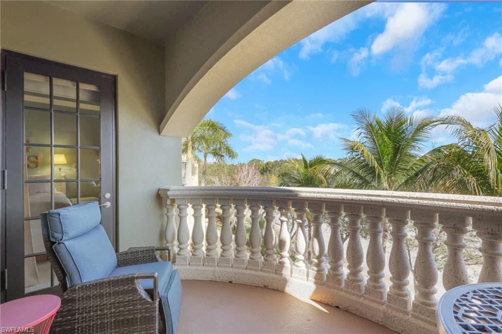 8011 Via Monte Carlo WAY # 2213, ESTERO FL 33928-21