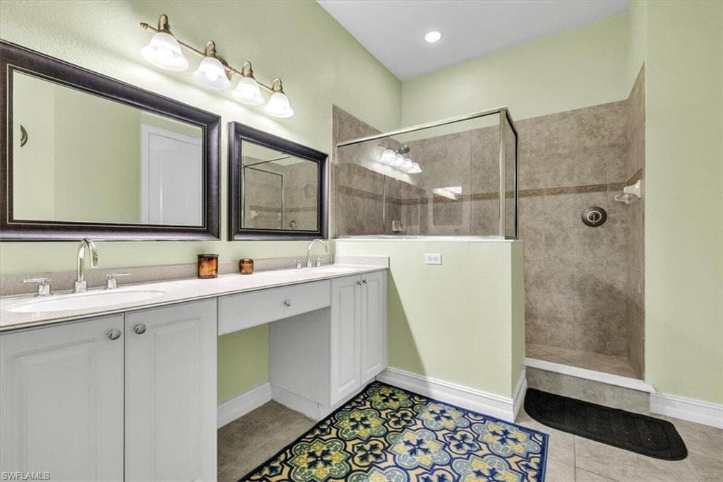 6050 Jonathans Bay CIR # 102, FORT MYERS FL 33908-27