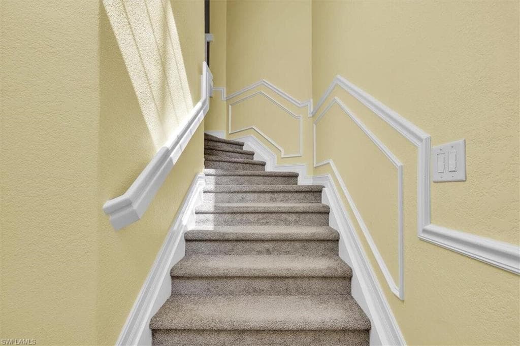 6050 Jonathans Bay CIR # 102, FORT MYERS FL 33908-38