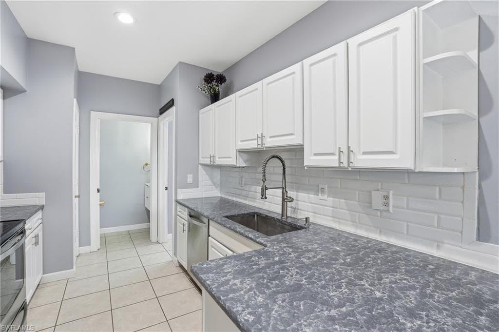 9763 Glen Heron DR-12