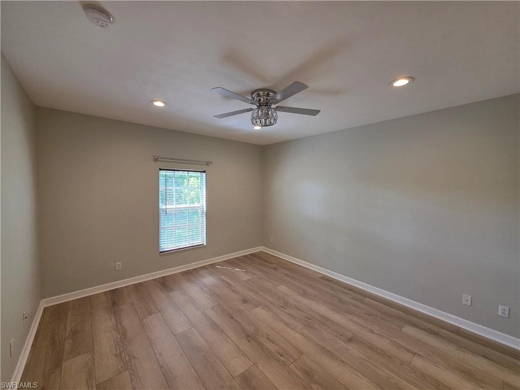 9763 Glen Heron DR-15