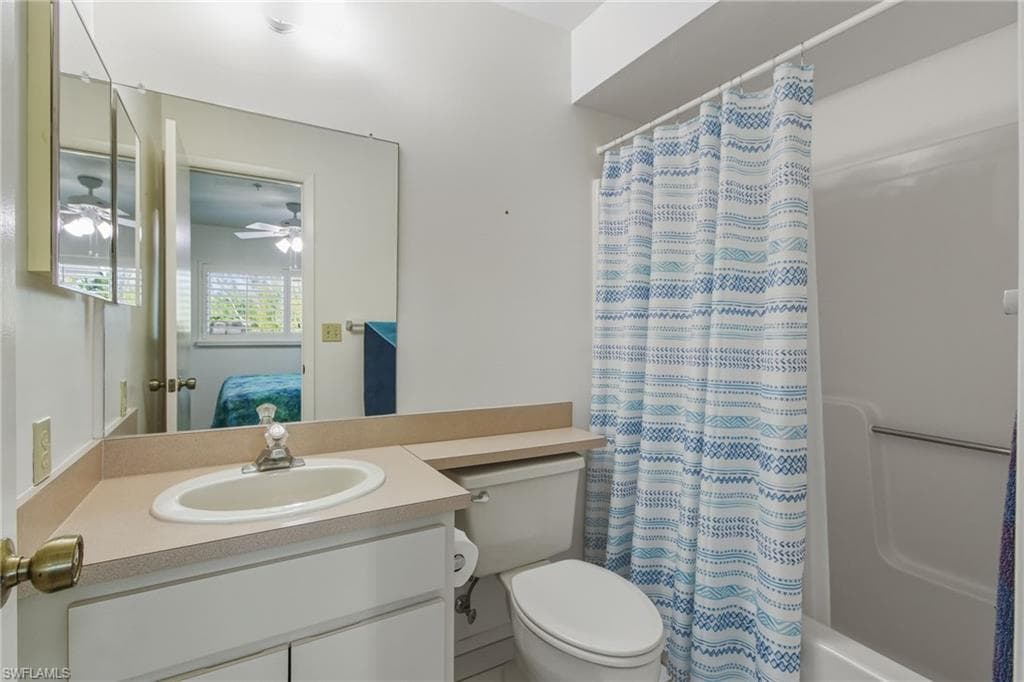 5301 Blue Crab CIR # 4, BOKEELIA FL 33922-22