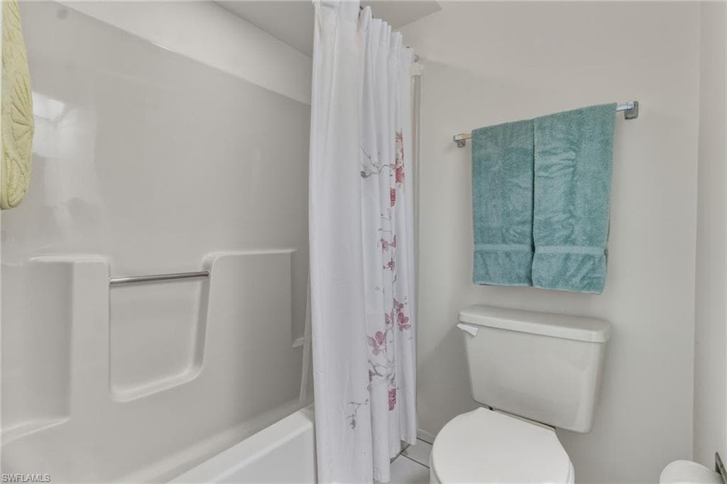 5301 Blue Crab CIR # 4, BOKEELIA FL 33922-26