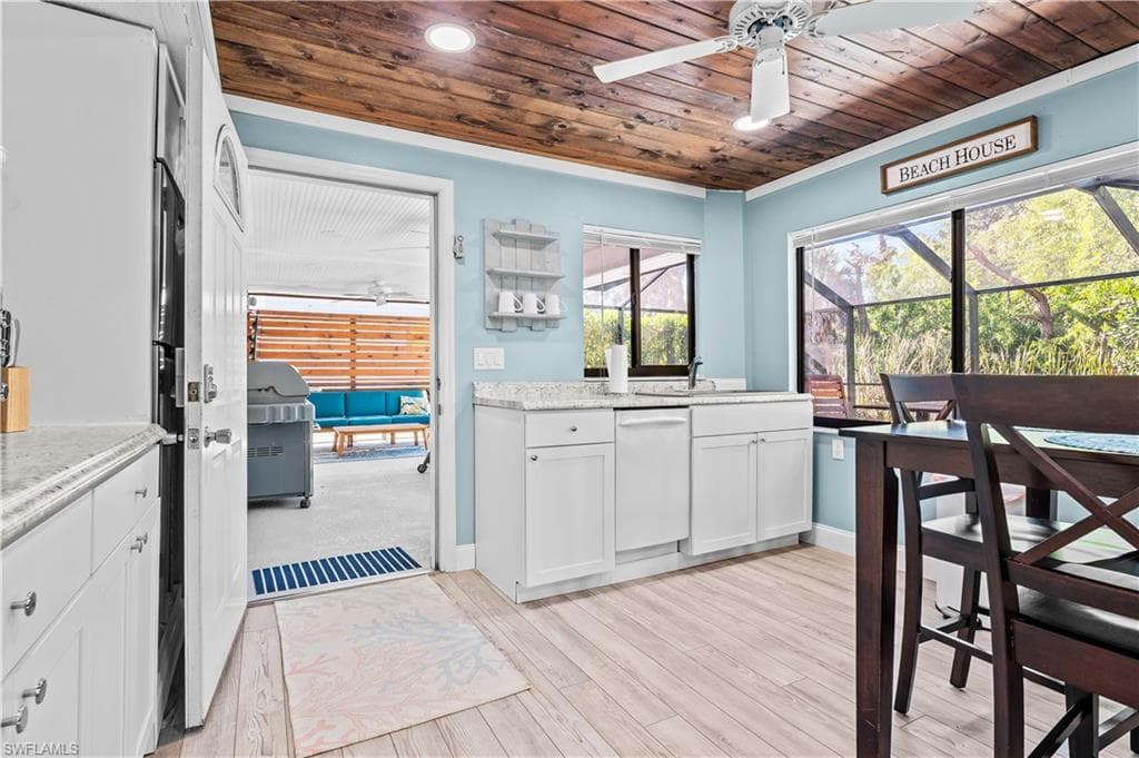 14171 Bokeelia RD, BOKEELIA FL 33922-5