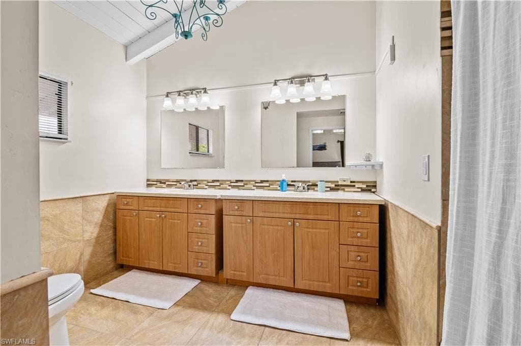 14171 Bokeelia RD, BOKEELIA FL 33922-19