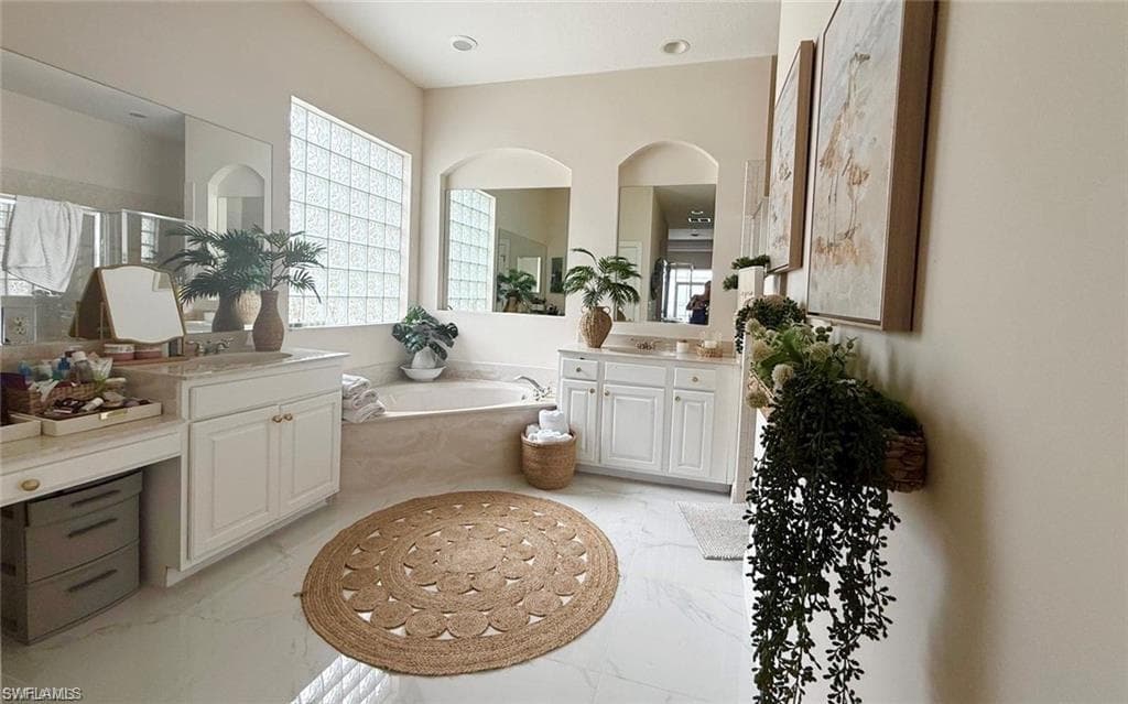 4463 E Riverside DR, FORT MYERS FL 33905-37