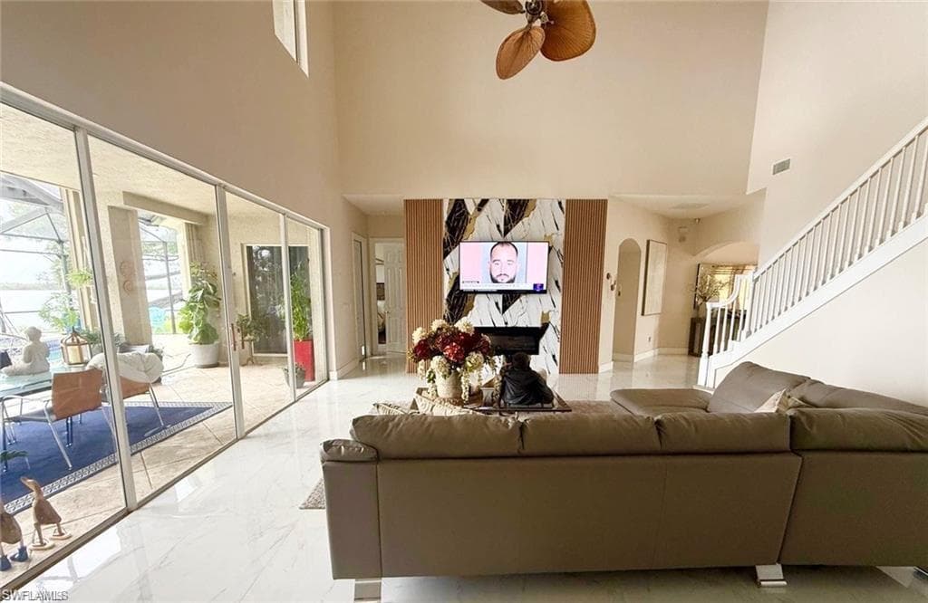 4463 E Riverside DR, FORT MYERS FL 33905-30