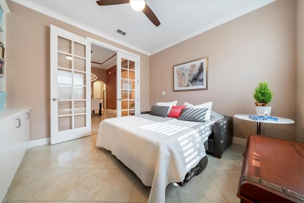 7831 Martino CIR, NAPLES FL 34112-23