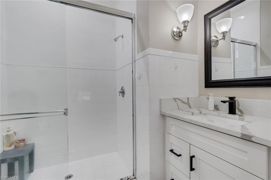 5074 Rustic Oaks CIR, NAPLES FL 34105-23