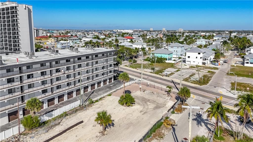 2096 ESTERO BLVD-7