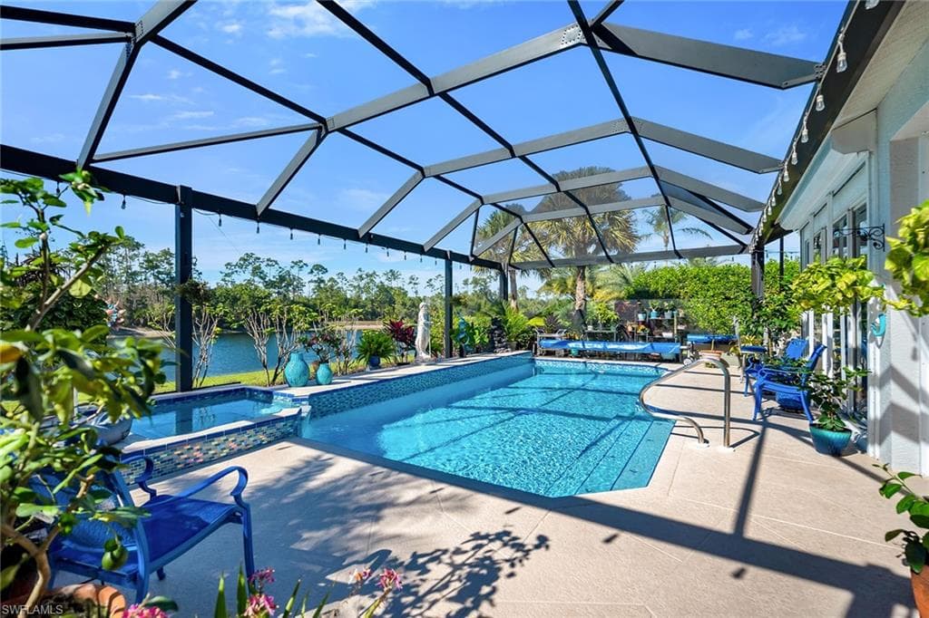 7809 Naples Heritage DR, NAPLES FL 34112-1