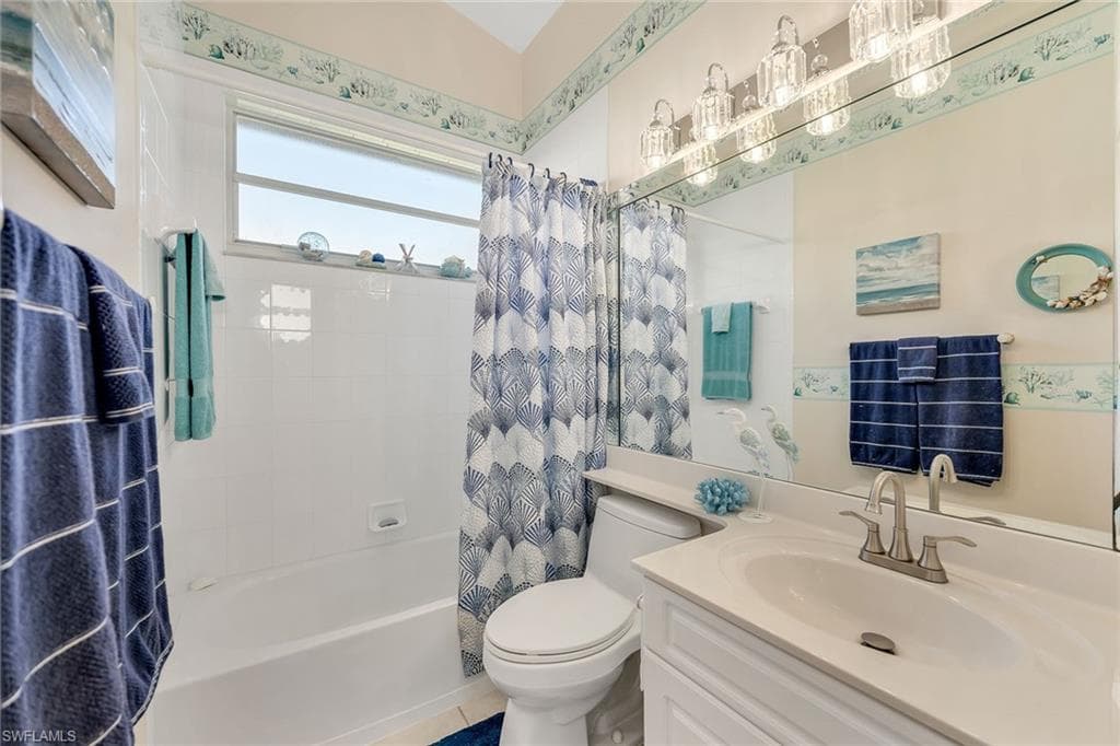 7809 Naples Heritage DR, NAPLES FL 34112-25