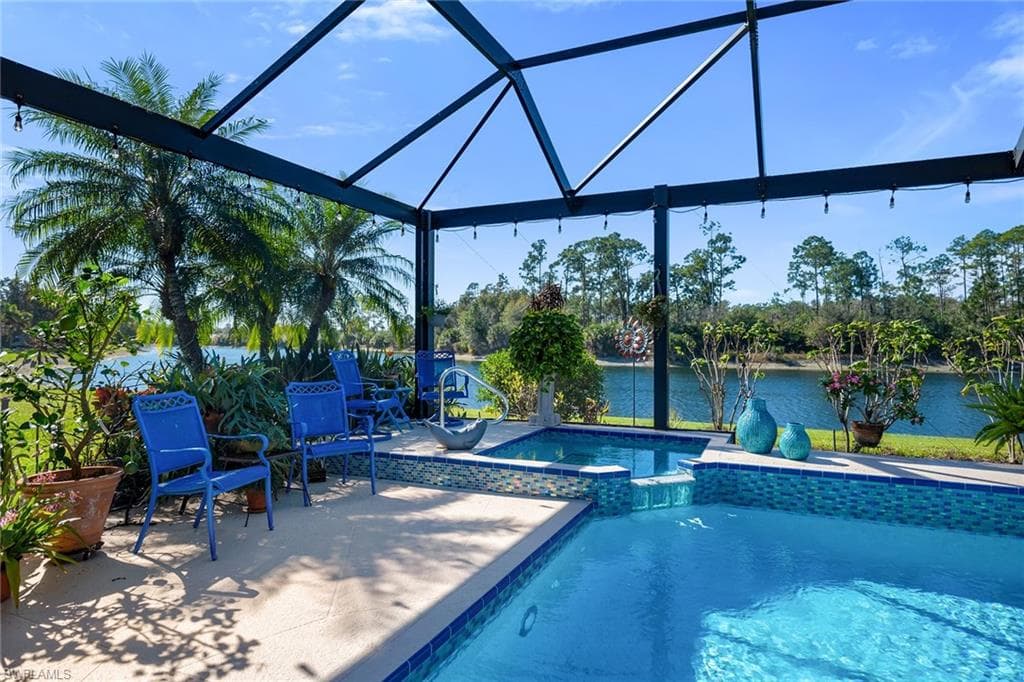 7809 Naples Heritage DR, NAPLES FL 34112-33