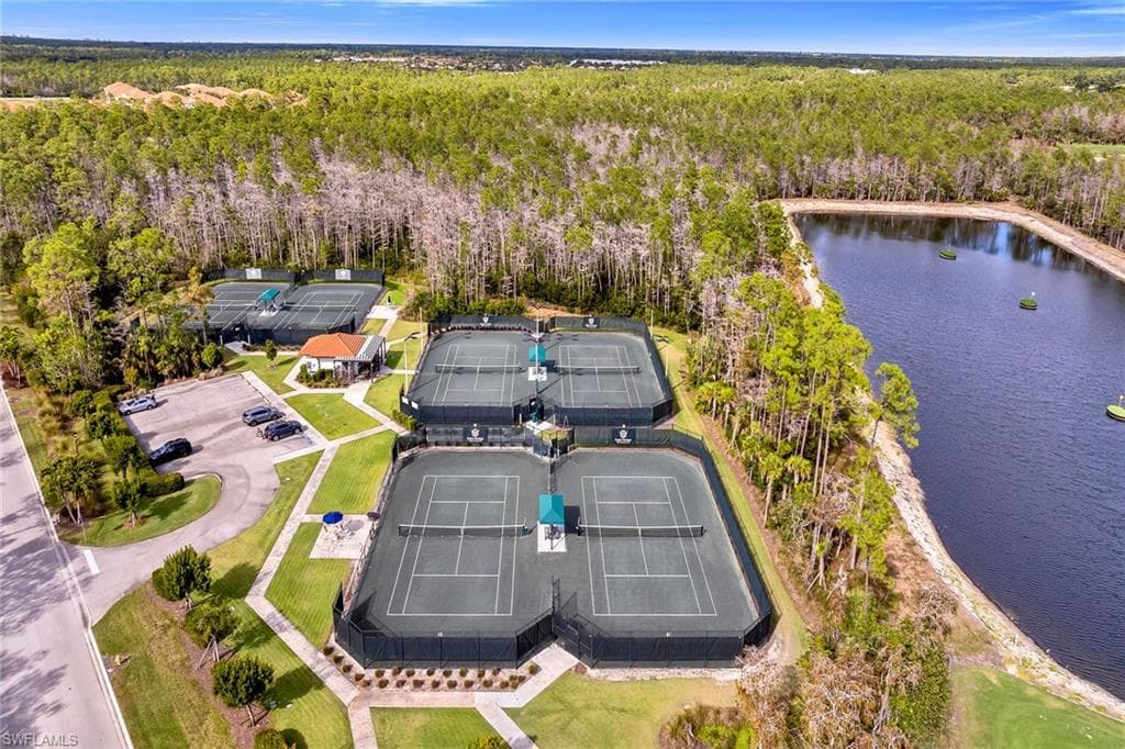 7809 Naples Heritage DR, NAPLES FL 34112-49