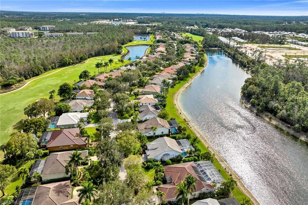 7809 Naples Heritage DR, NAPLES FL 34112-38