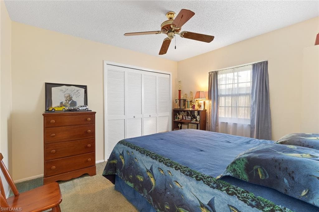 6944 Essex DR, FORT MYERS FL 33919-21