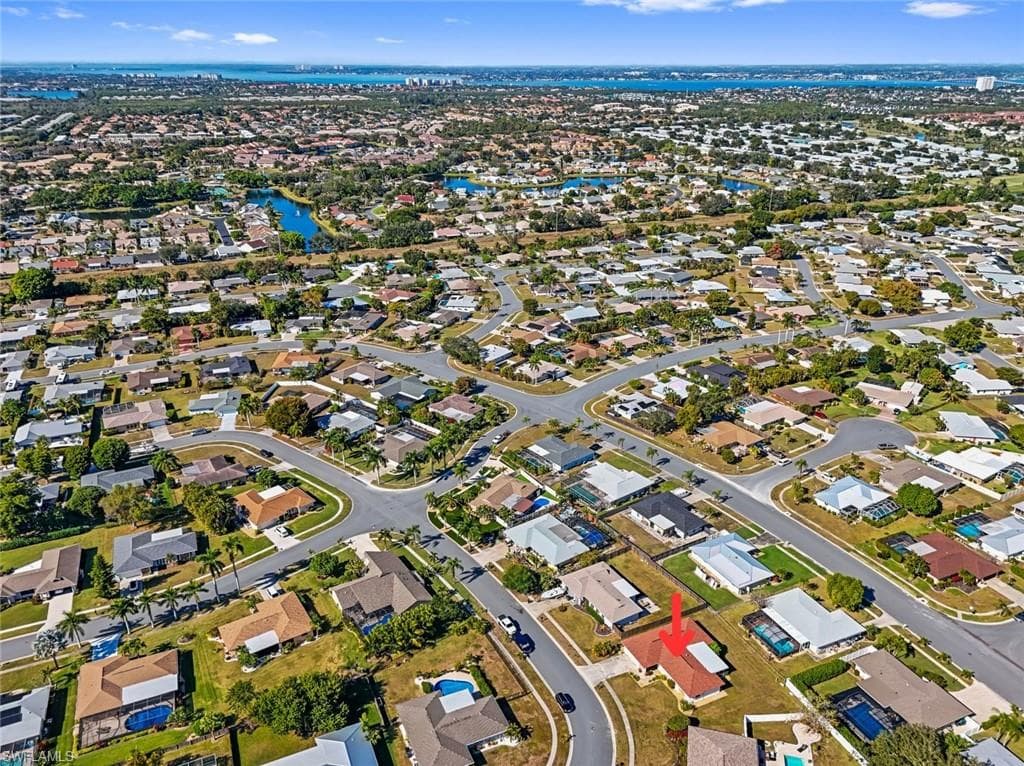 6944 Essex DR, FORT MYERS FL 33919-31